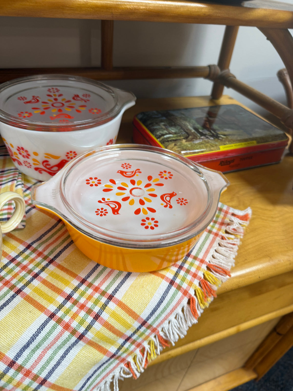 Vintage Pyrex Friendship Covered Dish