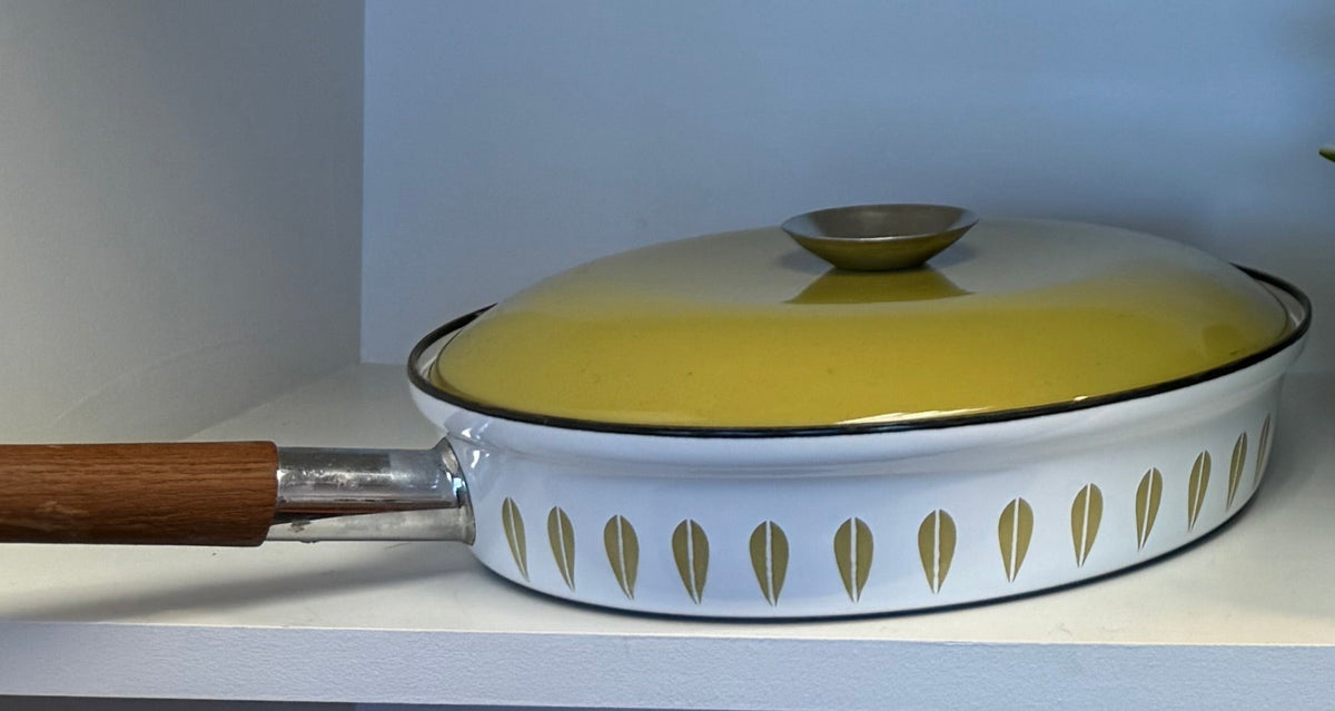 Cathrineholm Covered Fry Pan (Mustard) – view 4